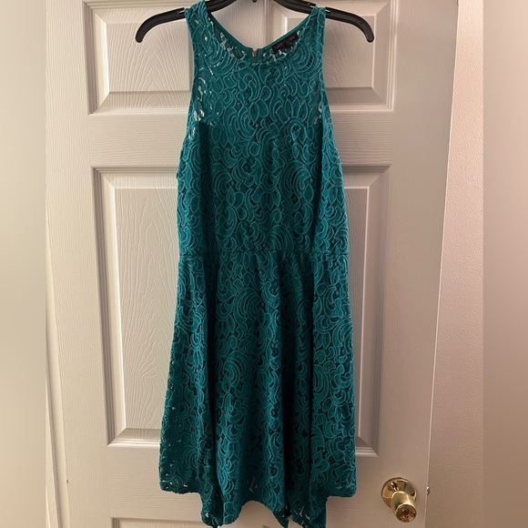 Material Girl dress size XL worn once ! - Picture 2 of 5